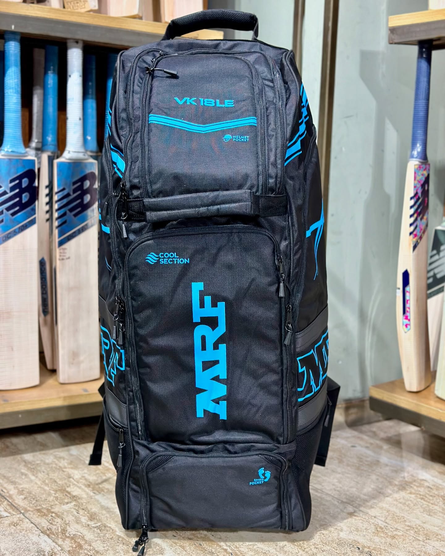 MRF VK18 LE BLUE/BLACK - Premium Cricket Equipment