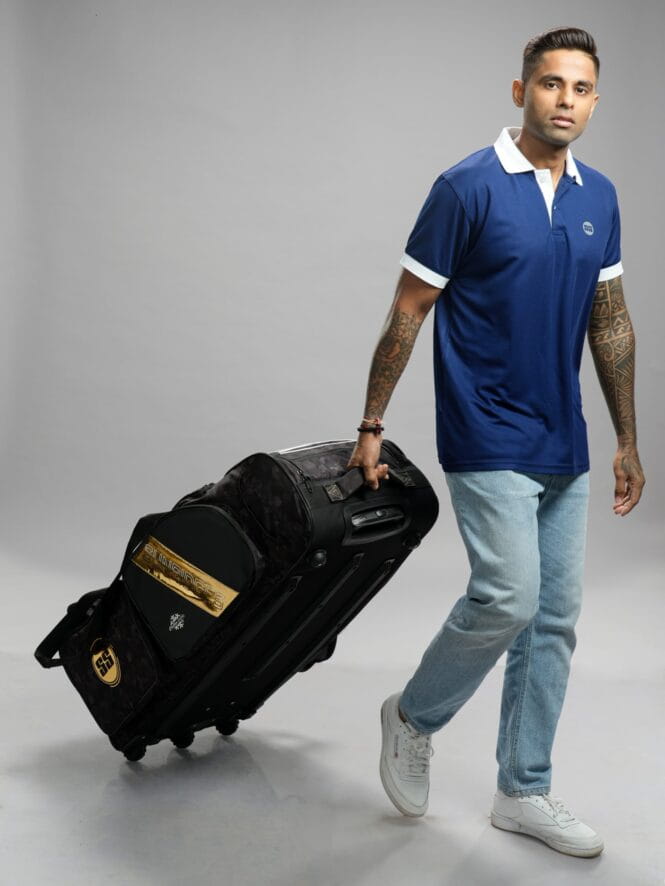 SS Gunther Pro  Trolley Kit Bag - Premium Cricket Equipment